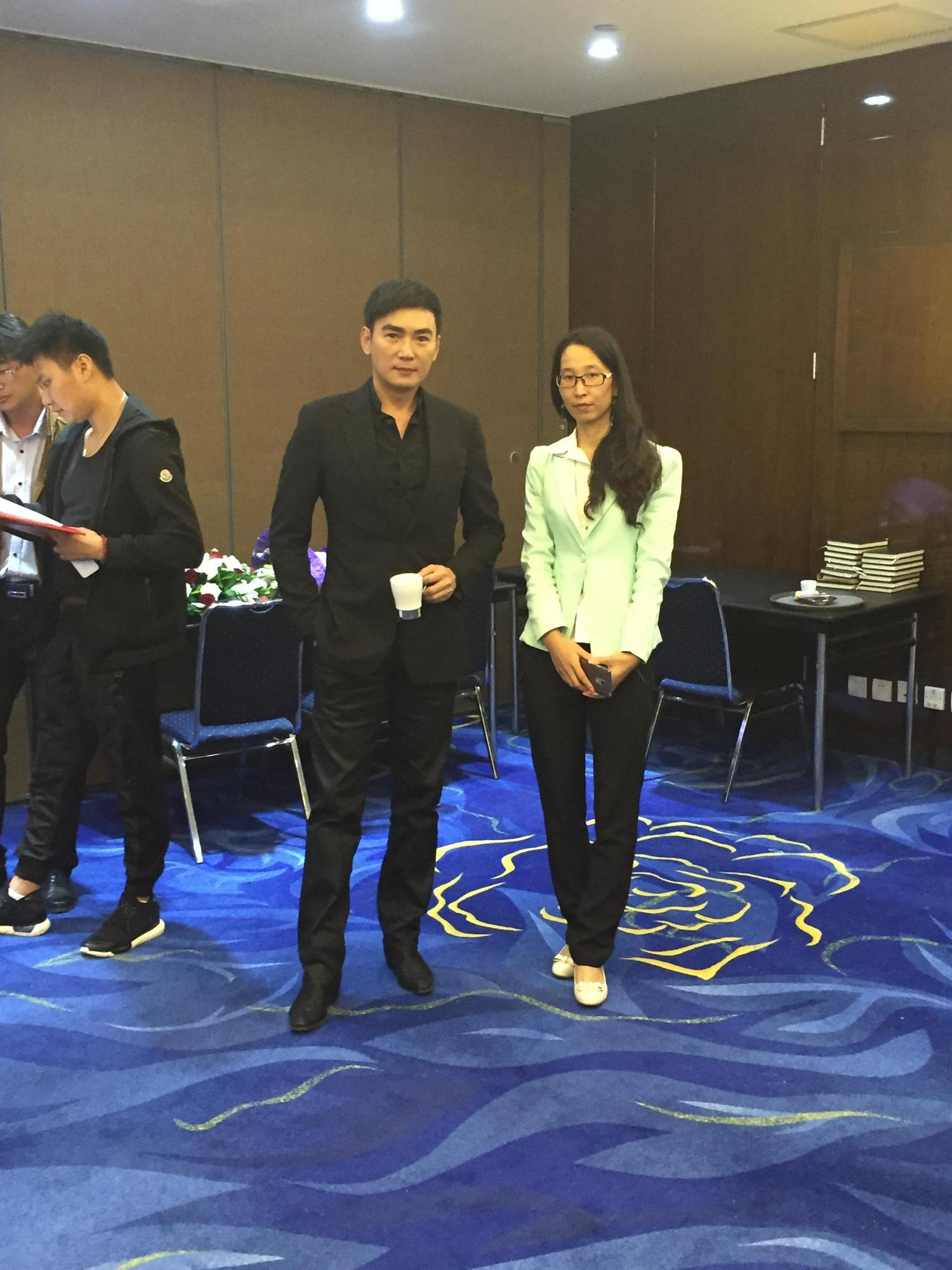 焦恩俊签约现场 (1).JPG